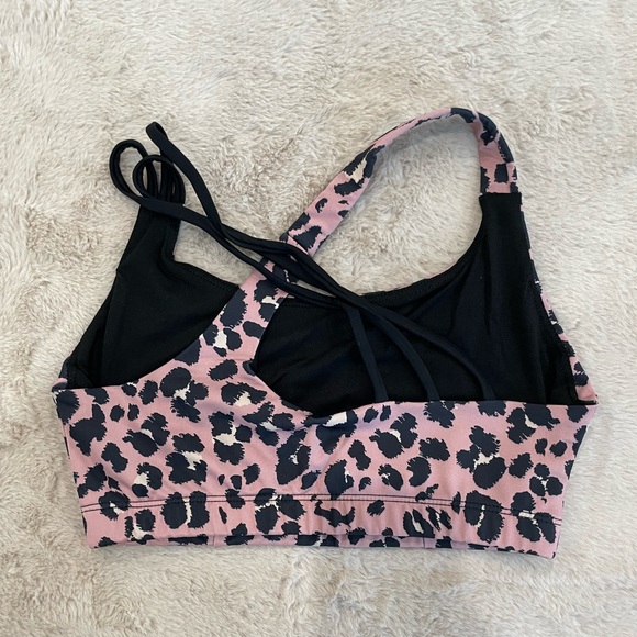 ❌ SOLD ❌CYCLEBAR x ONZIE Aerial Sports Bra - Picture 2 of 2